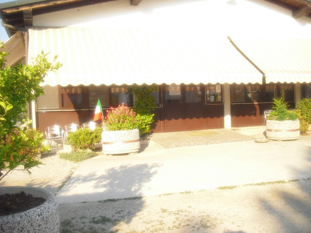 Agriturismo La Chioccia Campagna Lupia Extérieur photo